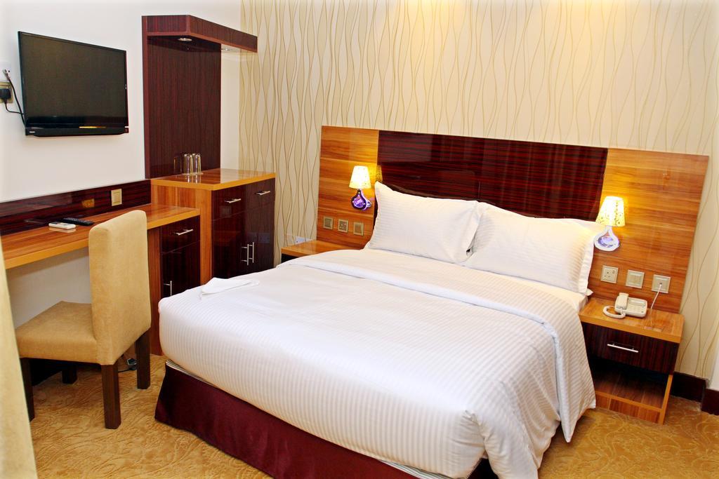 Fal Hotel L.L.C Dubái Habitación foto